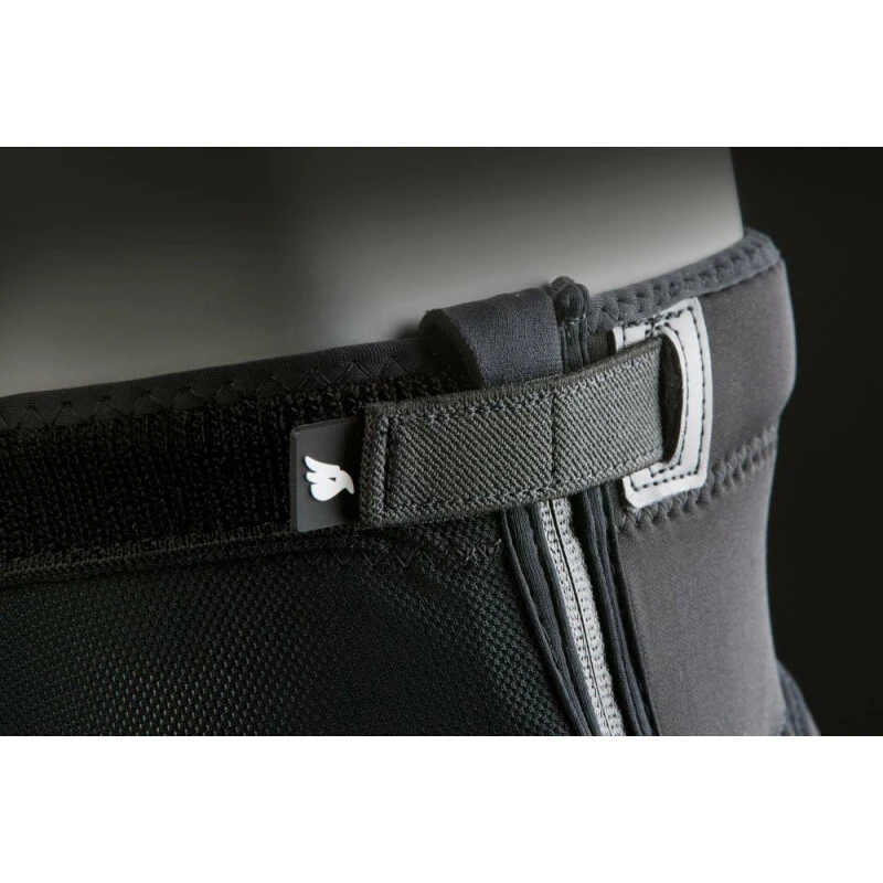 Bluegrass Ellbogen Protektor Solid D3O, M Oberarmumfang 26-29cm, Gewicht 145g Bei Grösse M 5 Bluegrass Ellbogen Protektor Solid D3O, M Oberarmumfang 26-29cm, Gewicht 145g Bei Grösse M – Bild 3