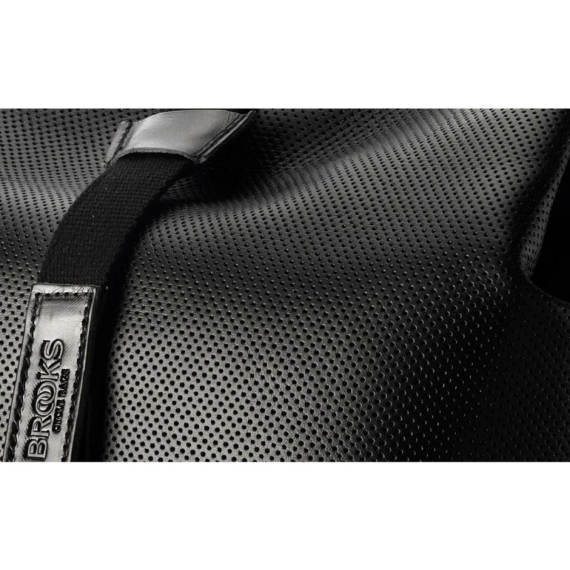 Brooks PICKWICK Rucksack 26l, Reflective Leather, Black Rollverschluss, Lochleder Mit Reflektierender Fütterung 4 Brooks PICKWICK Rucksack 26l, Reflective Leather, Black Rollverschluss, Lochleder Mit Reflektierender Fütterung – Bild 2